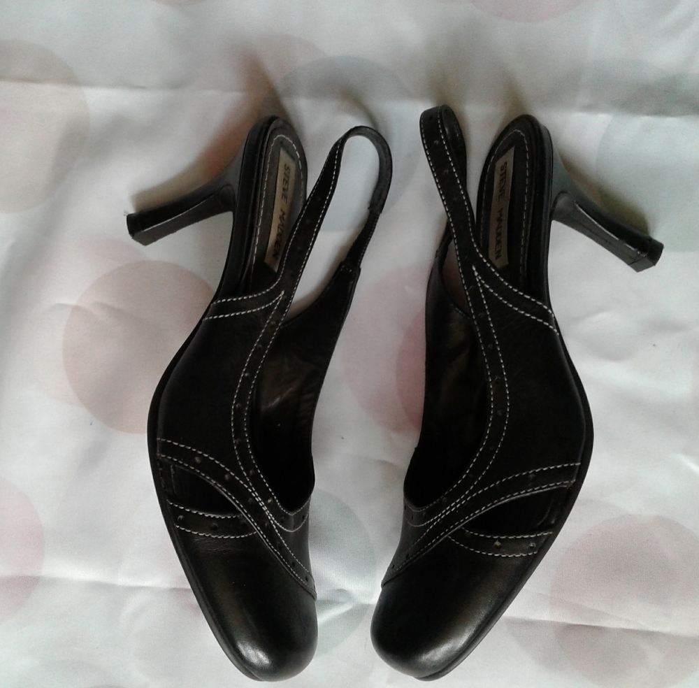 Shoes - Picture 3 of 6